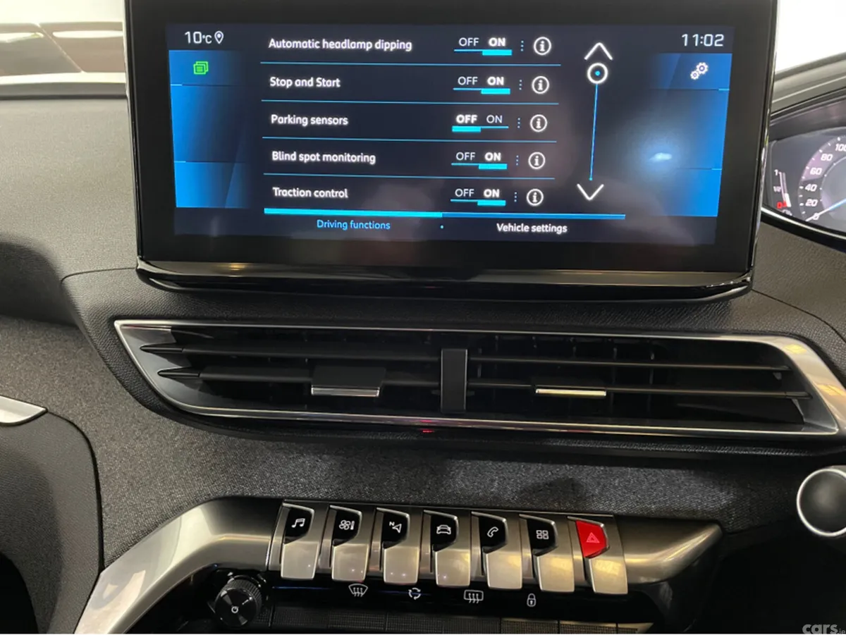 Peugeot 3008 MPV, Diesel, 2021, Blue