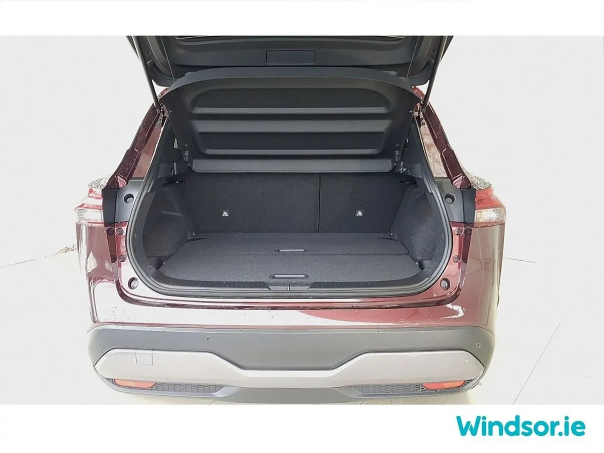 Nissan Qashqai SUV, Petrol Hybrid, 2023, Red