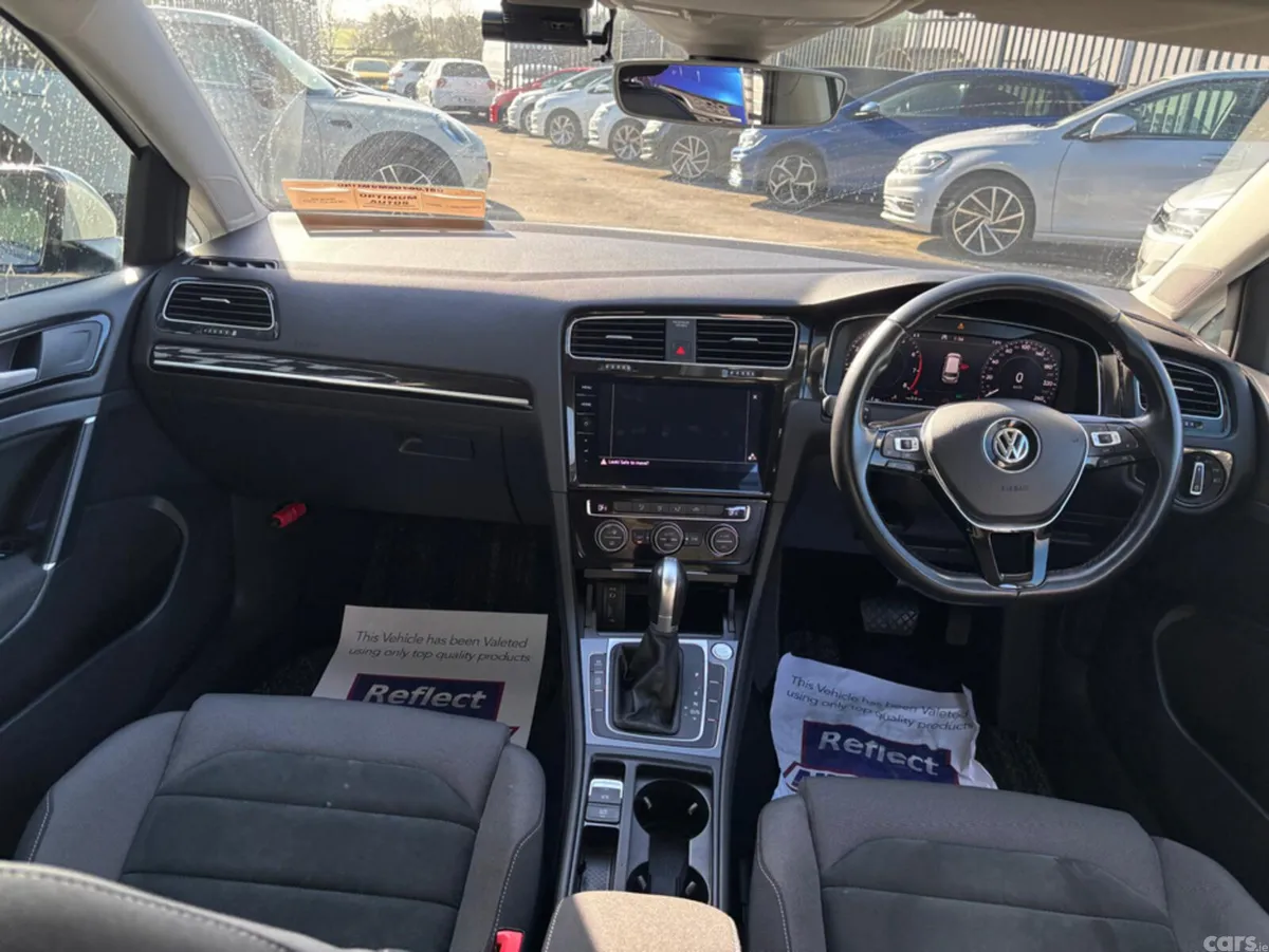 Volkswagen Golf Estate, Petrol, 2019, White