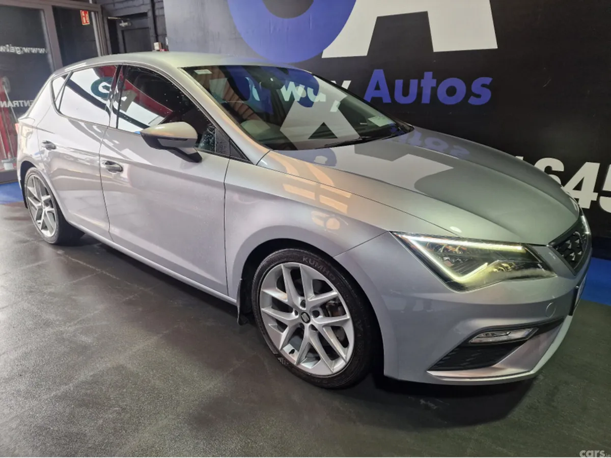 SEAT Leon Hatchback, Diesel, 2018, Silver