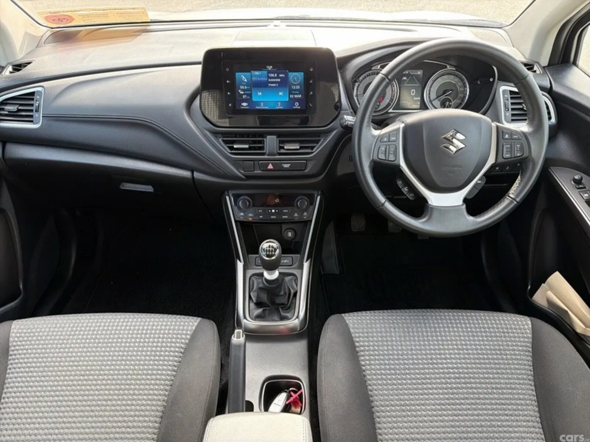Suzuki SX4 S-Cross Hatchback, Petrol, 2023, Silver
