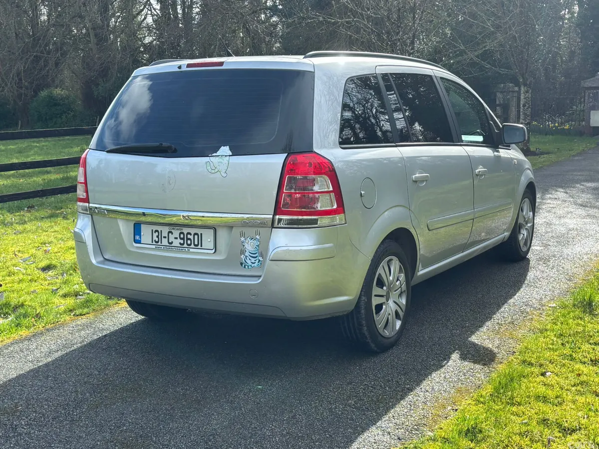 Vauxhall Zafira MPV, Diesel, 2013, Silver