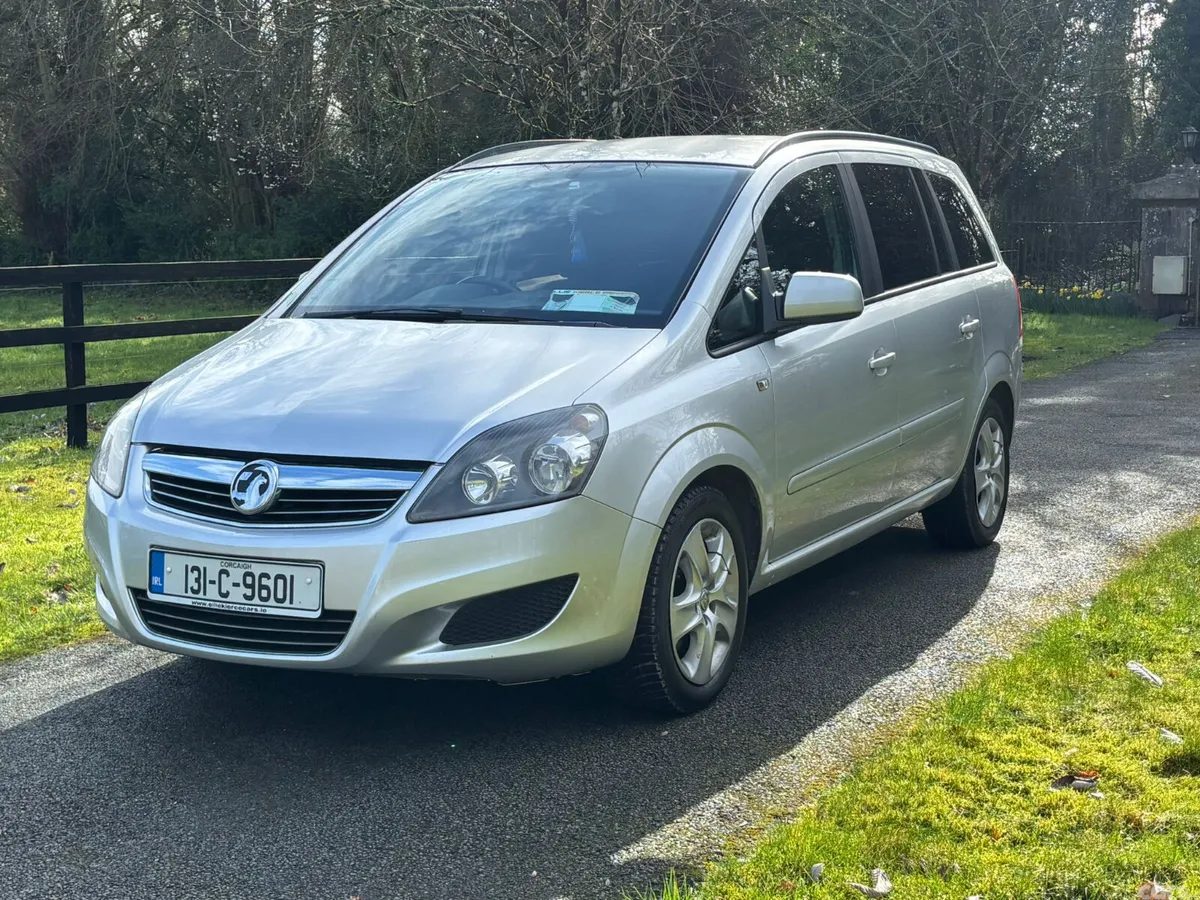 Vauxhall Zafira MPV, Diesel, 2013, Silver