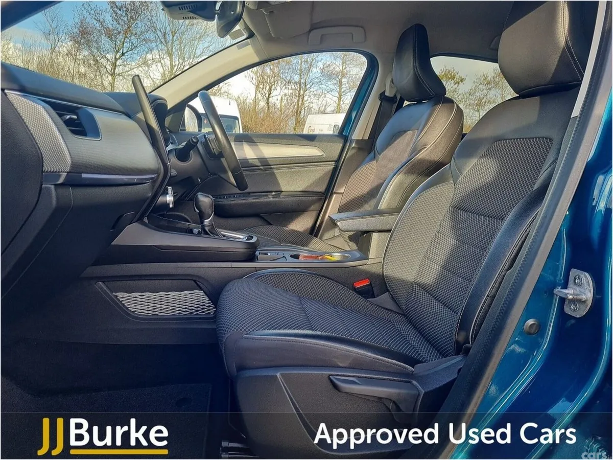 Renault Arkana SUV, Petrol Hybrid, 2021, Blue