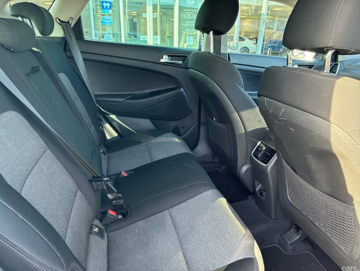 Hyundai Tucson MPV, Diesel, 2019, Blue