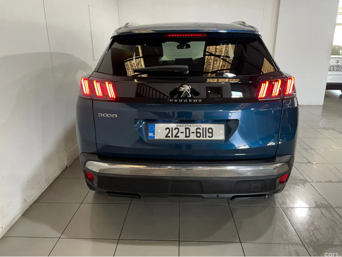Peugeot 3008 MPV, Diesel, 2021, Blue
