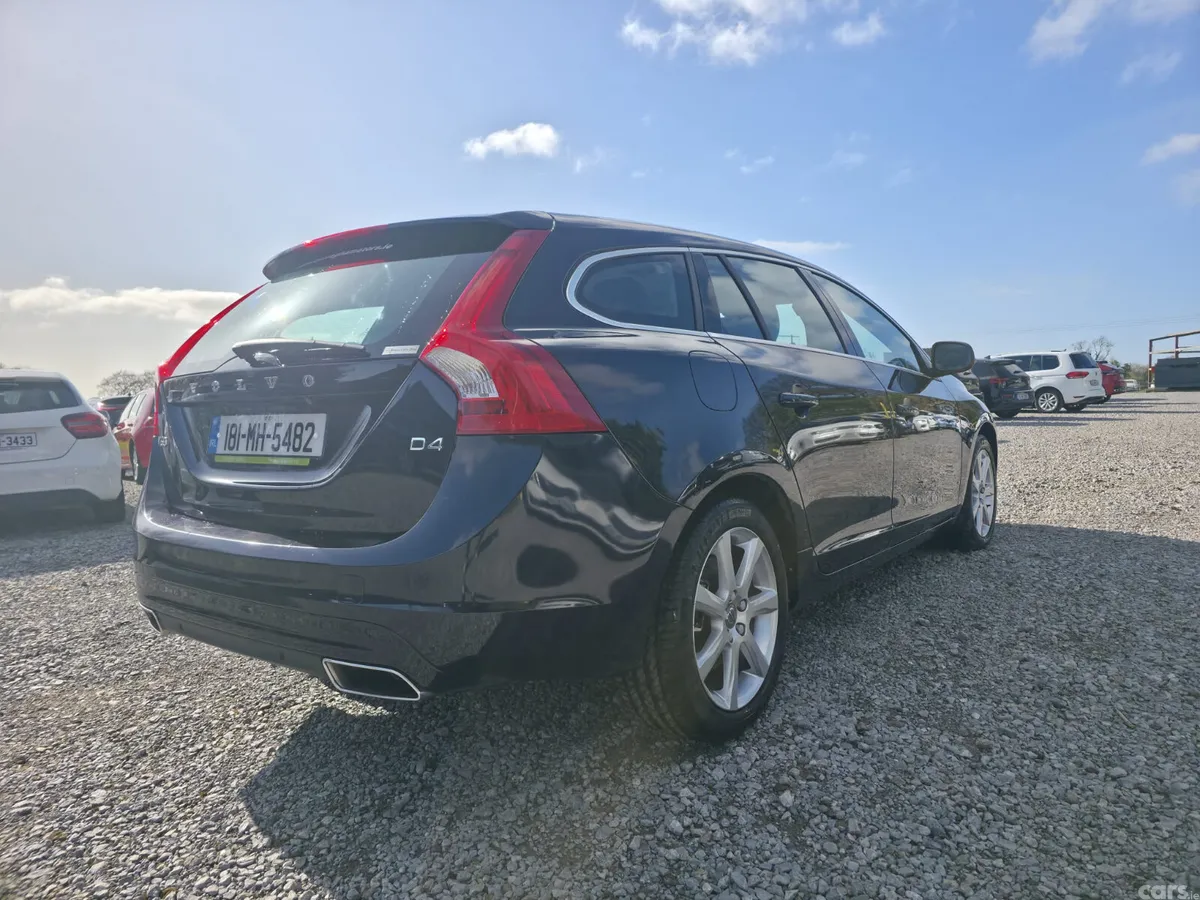 Volvo V60 Estate, Diesel, 2018, Blue