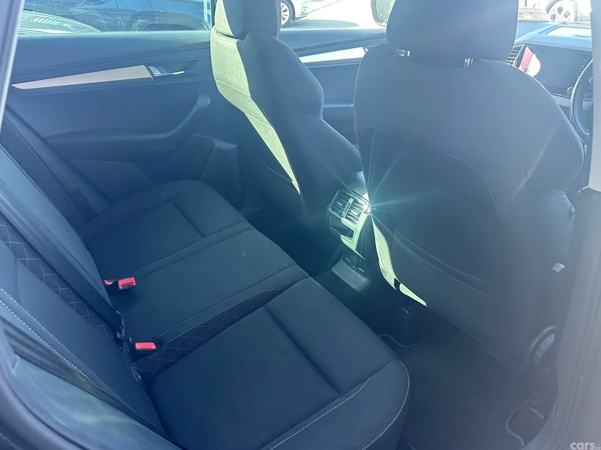 Skoda Karoq SUV, Diesel, 2021, Black