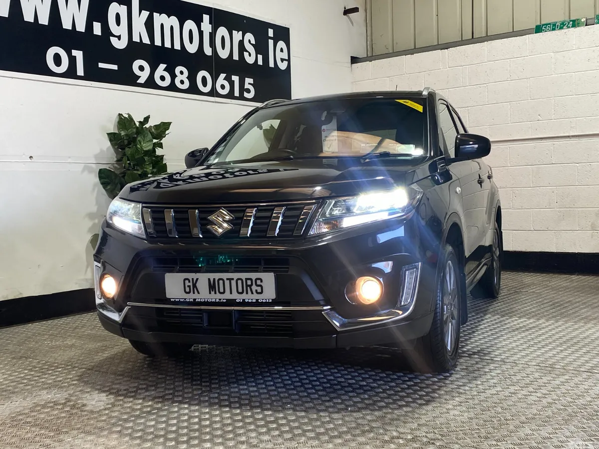 Suzuki Vitara SUV, Petrol, 2022, Black