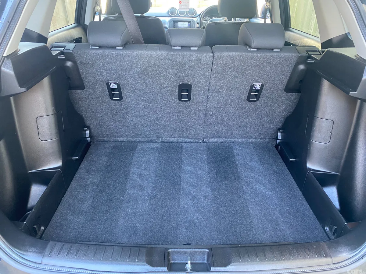Suzuki Vitara SUV, Petrol, 2022, Black