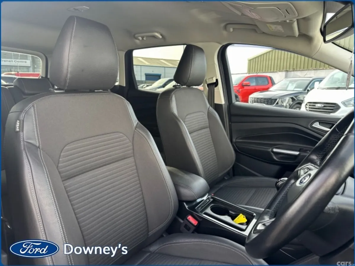 Ford Kuga Hatchback, Diesel, 2018, Grey