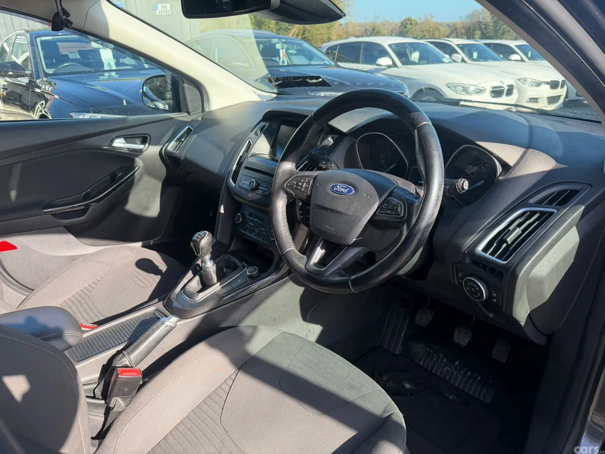 Ford Focus Hatchback, Diesel, 2017, Grey