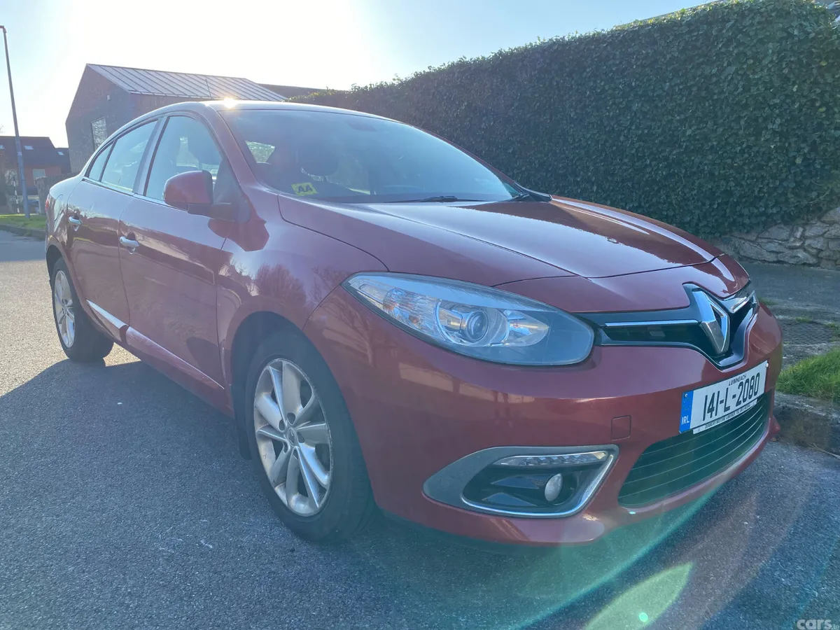 Renault Fluence Saloon, Diesel, 2014, Red