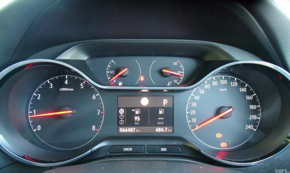 Opel Crossland X SUV, Petrol, 2023, Grey