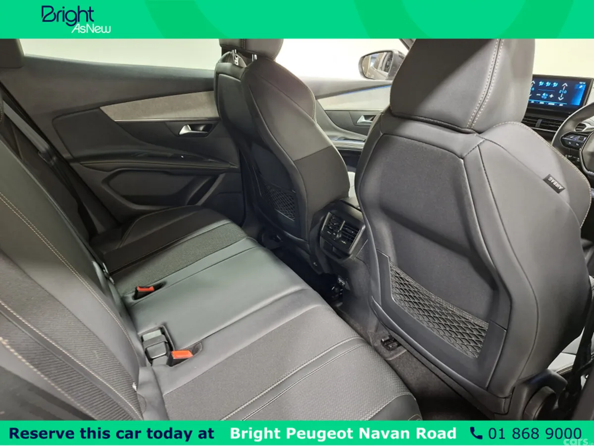 Peugeot 3008 MPV, Petrol Hybrid, 2024, Grey
