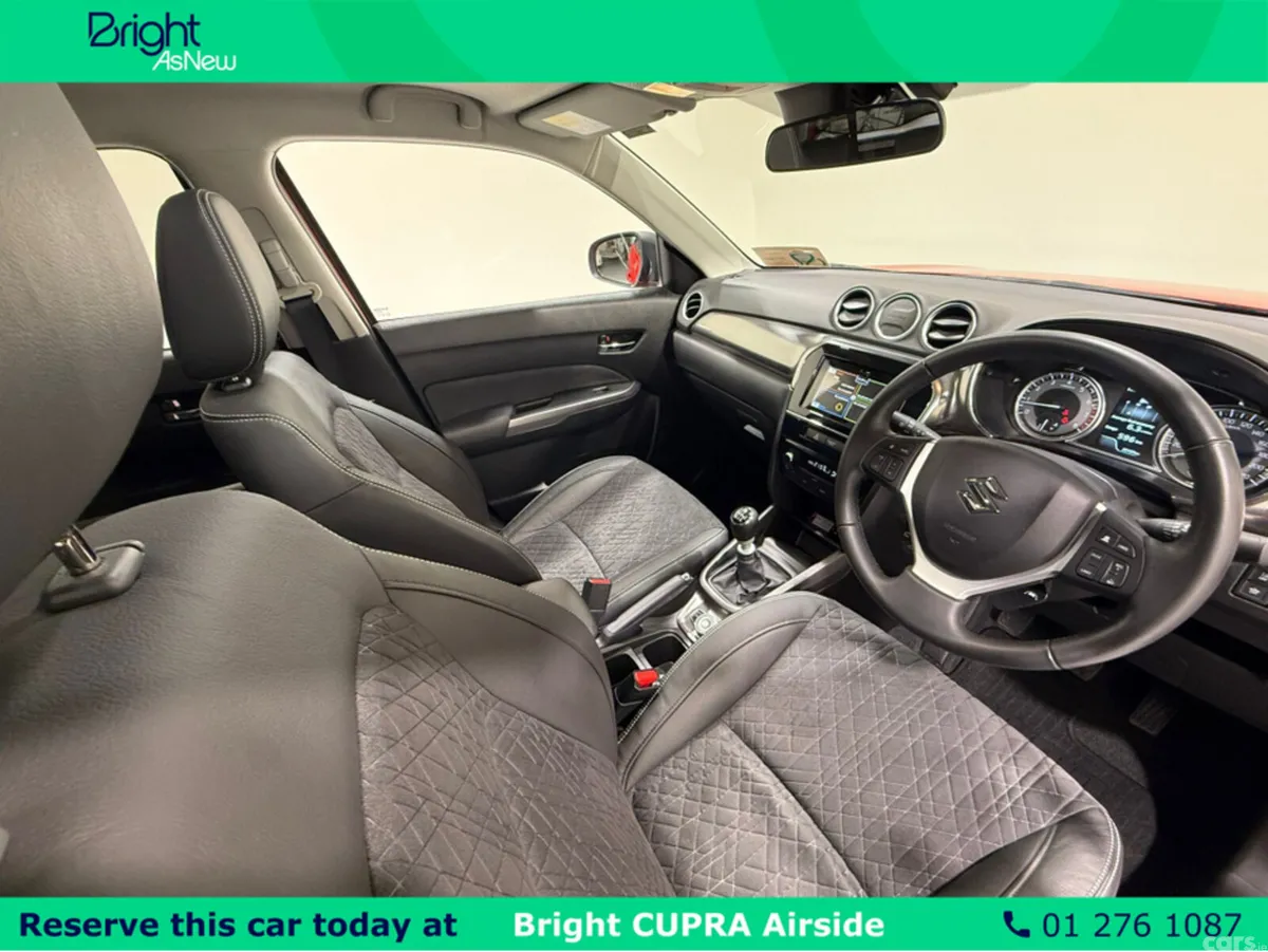 Suzuki Vitara Hatchback, Petrol, 2024, Red