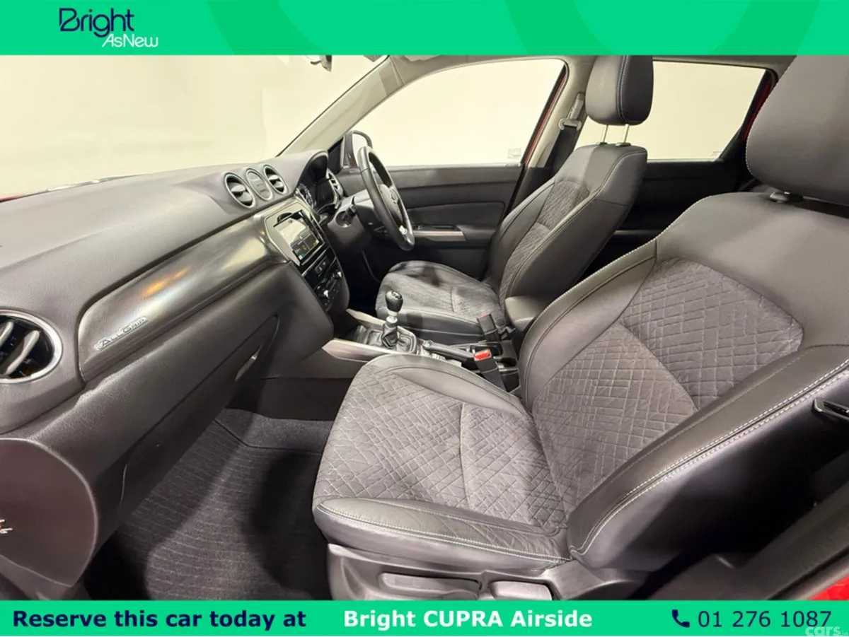 Suzuki Vitara Hatchback, Petrol, 2024, Red