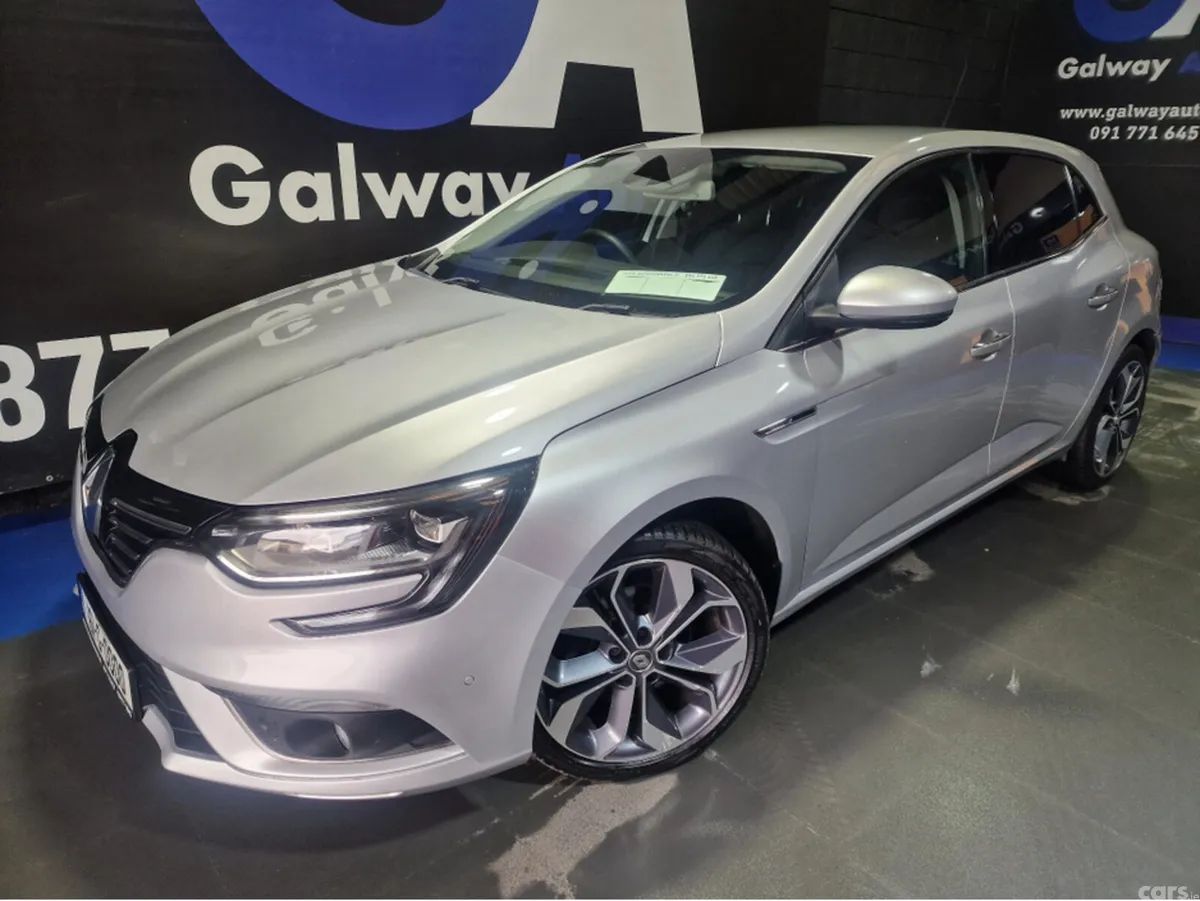 Renault Megane Hatchback, Diesel, 2016, Silver