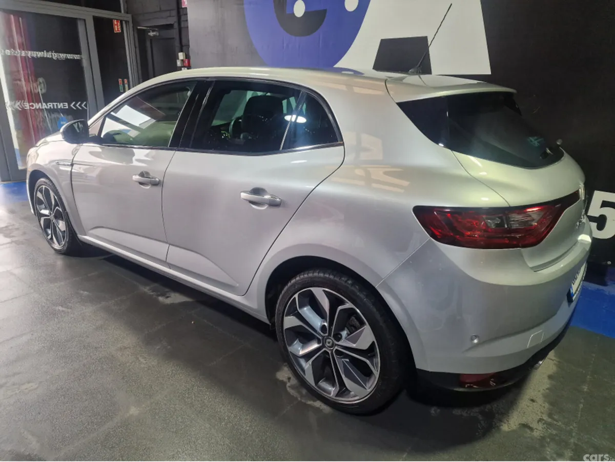 Renault Megane Hatchback, Diesel, 2016, Silver