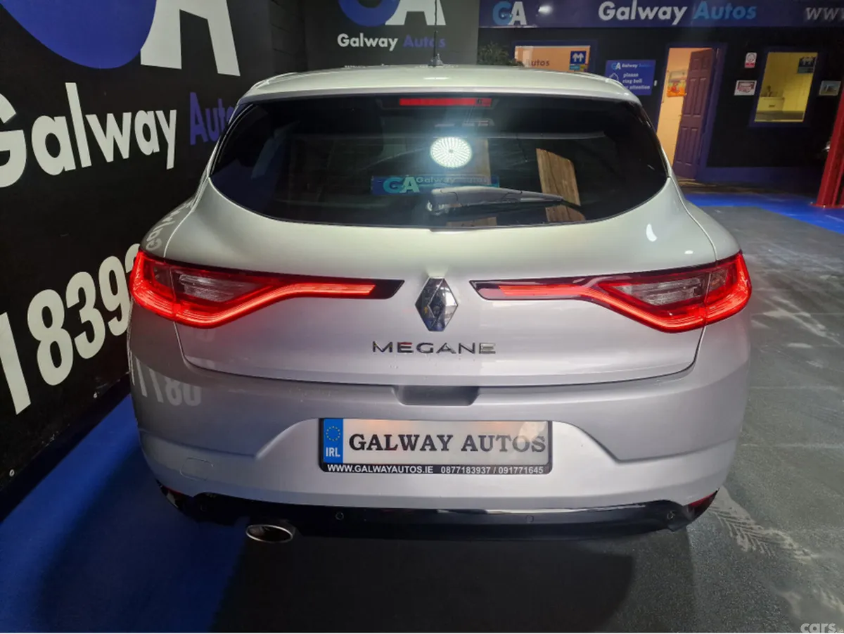 Renault Megane Hatchback, Diesel, 2016, Silver