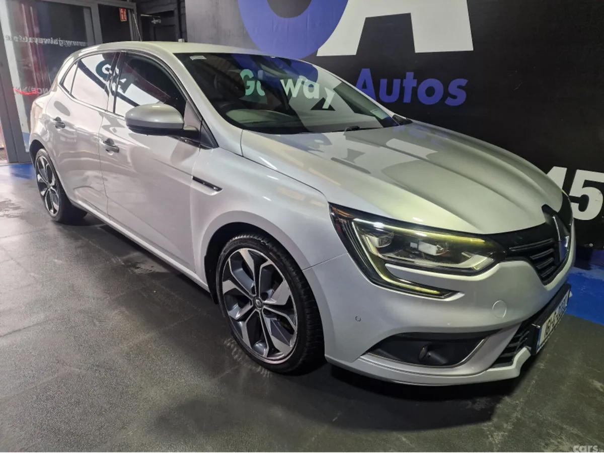 Renault Megane Hatchback, Diesel, 2016, Silver
