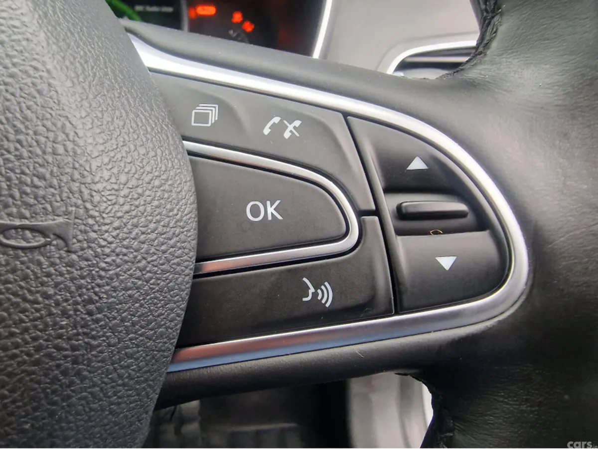 Renault Megane Hatchback, Diesel, 2016, Silver
