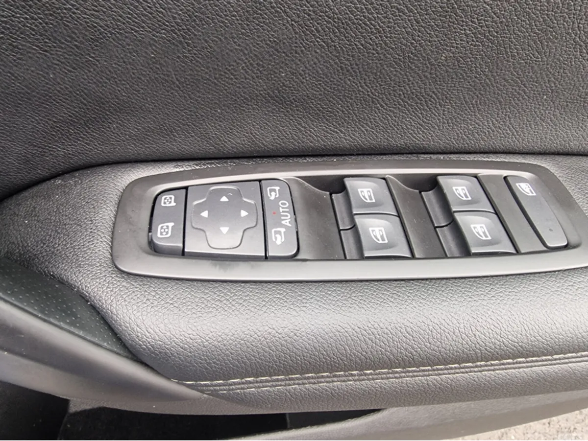 Renault Megane Hatchback, Diesel, 2016, Silver