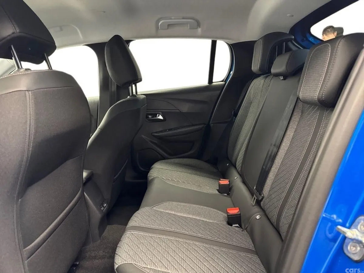 Peugeot 208 Hatchback, Petrol Hybrid, 2026, Blue