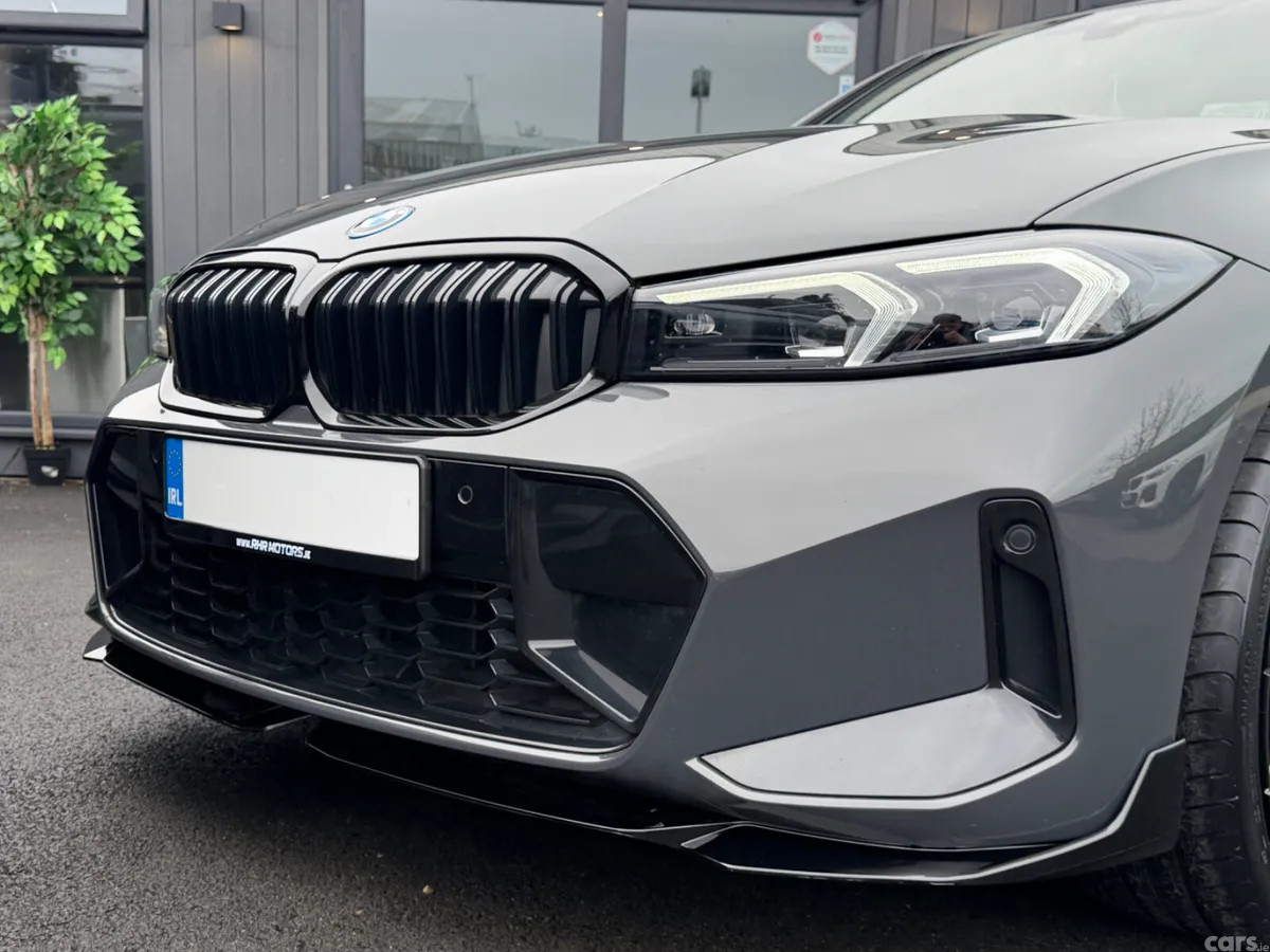 BMW 3-Series Saloon, Petrol Hybrid, 2023, Grey