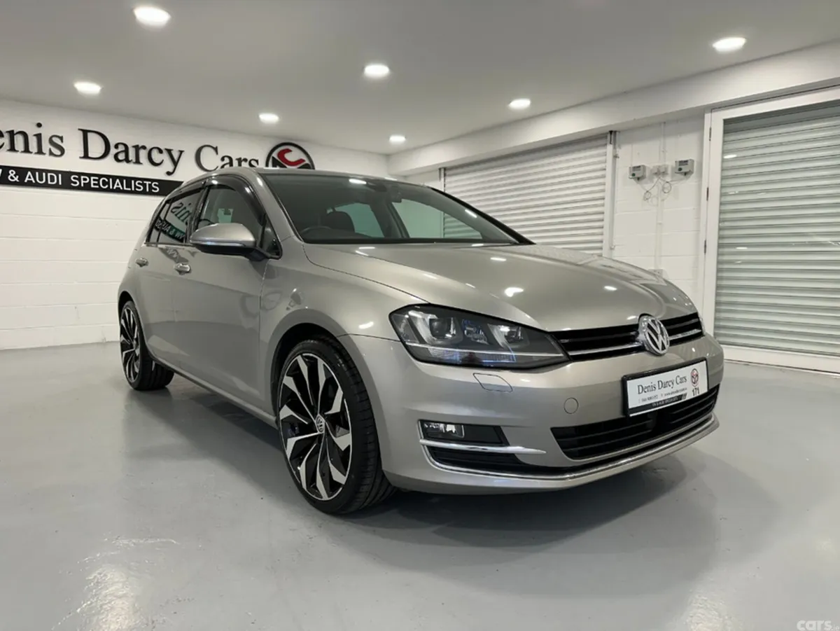 Volkswagen Golf Hatchback, Petrol, 2017, Silver