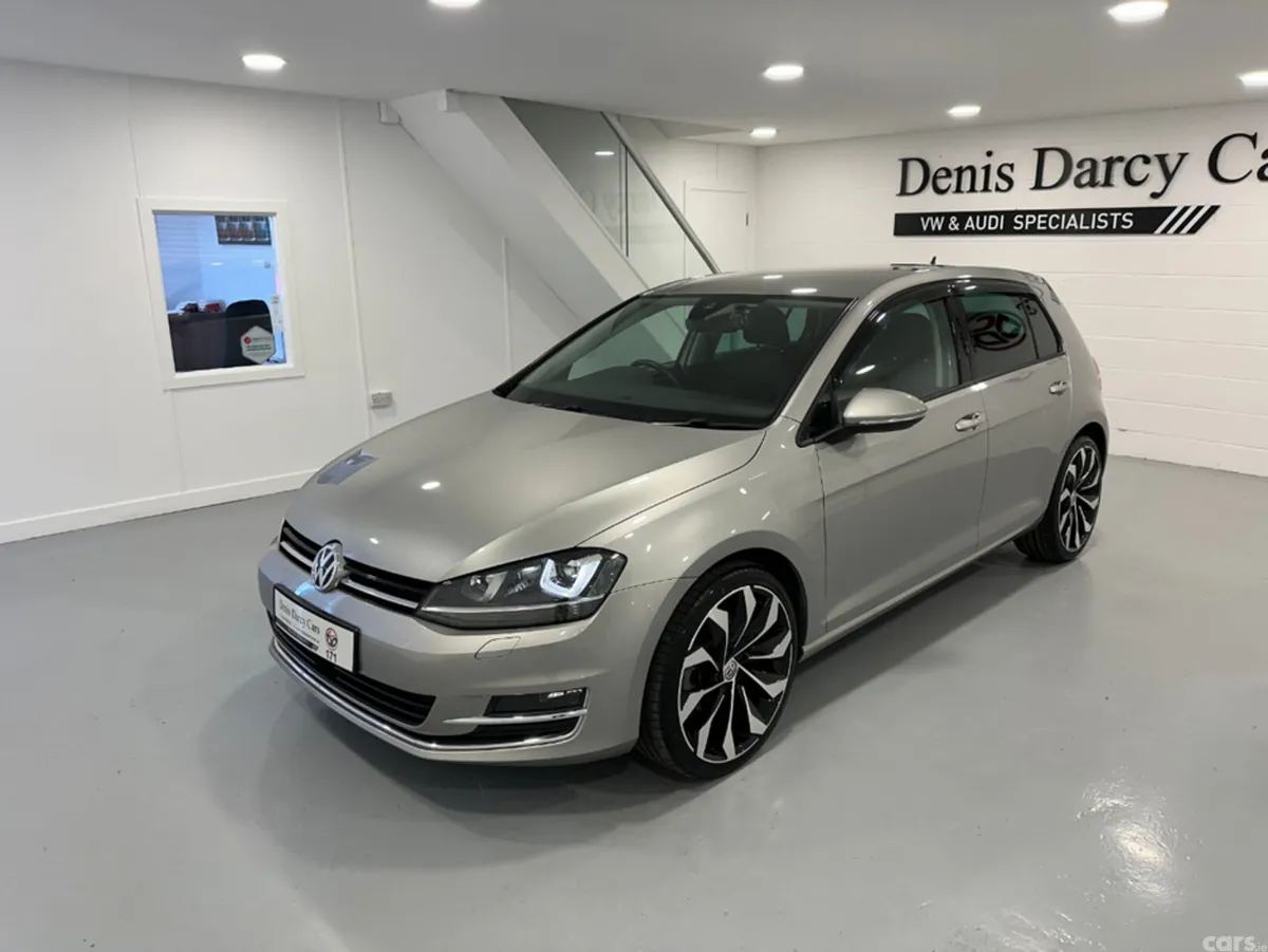 Volkswagen Golf Hatchback, Petrol, 2017, Silver