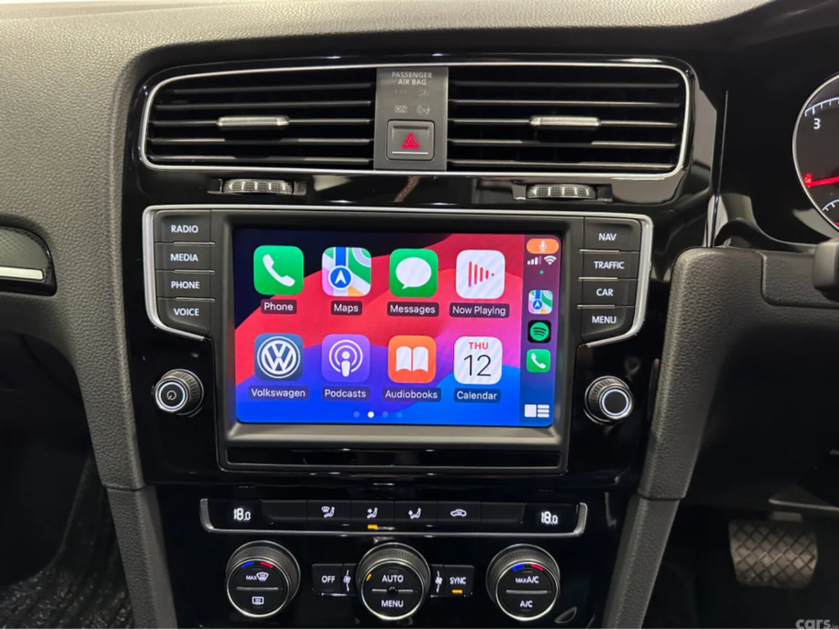 Volkswagen Golf Hatchback, Petrol, 2017, Silver