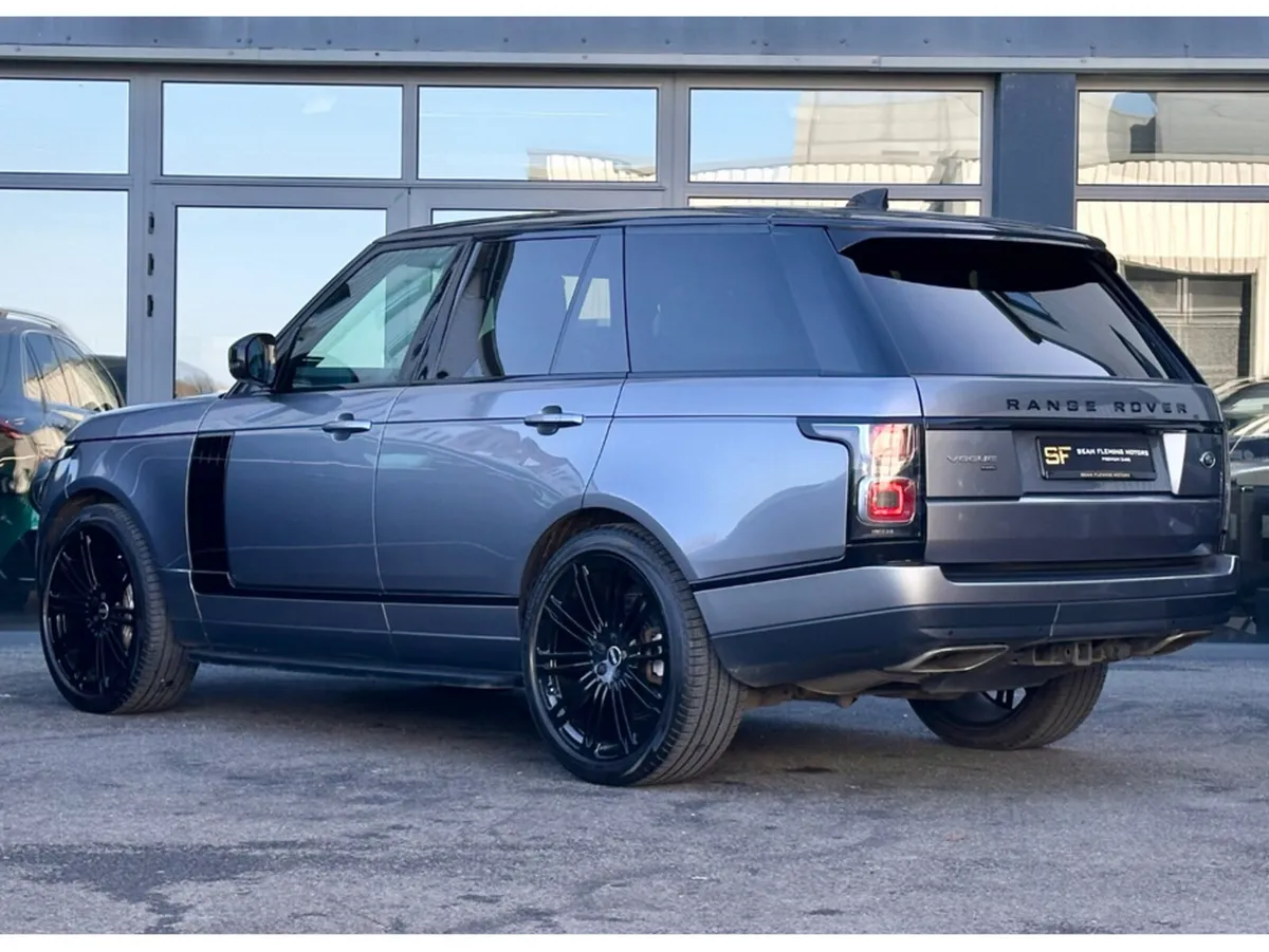 Land Rover Range Rover SUV, Petrol Plug-in Hybrid, 2020, Grey