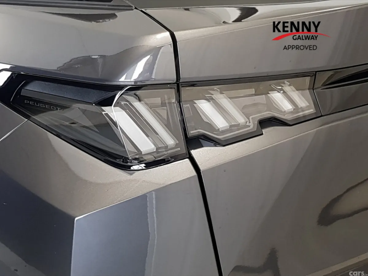 Peugeot 3008 MPV, Petrol Hybrid, 2025, Grey