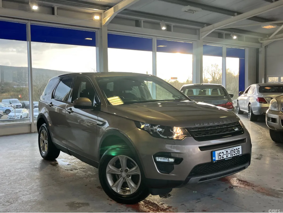 Land Rover Discovery Estate, Diesel, 2015, Gold