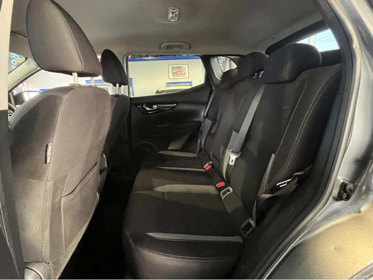 Nissan Qashqai MPV, Diesel, 2017, Grey