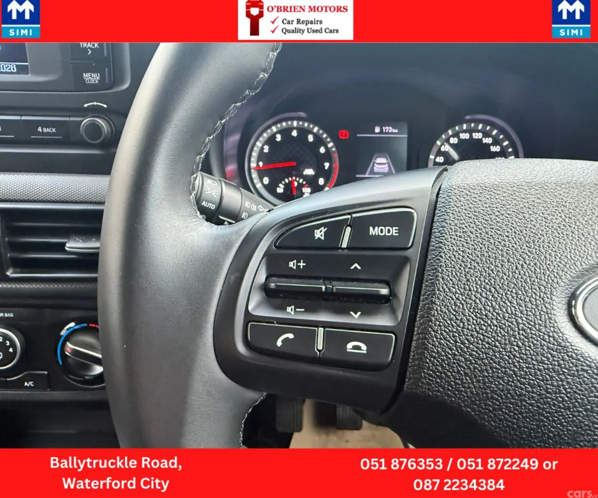 Hyundai i10 Hatchback, Petrol, 2020, White