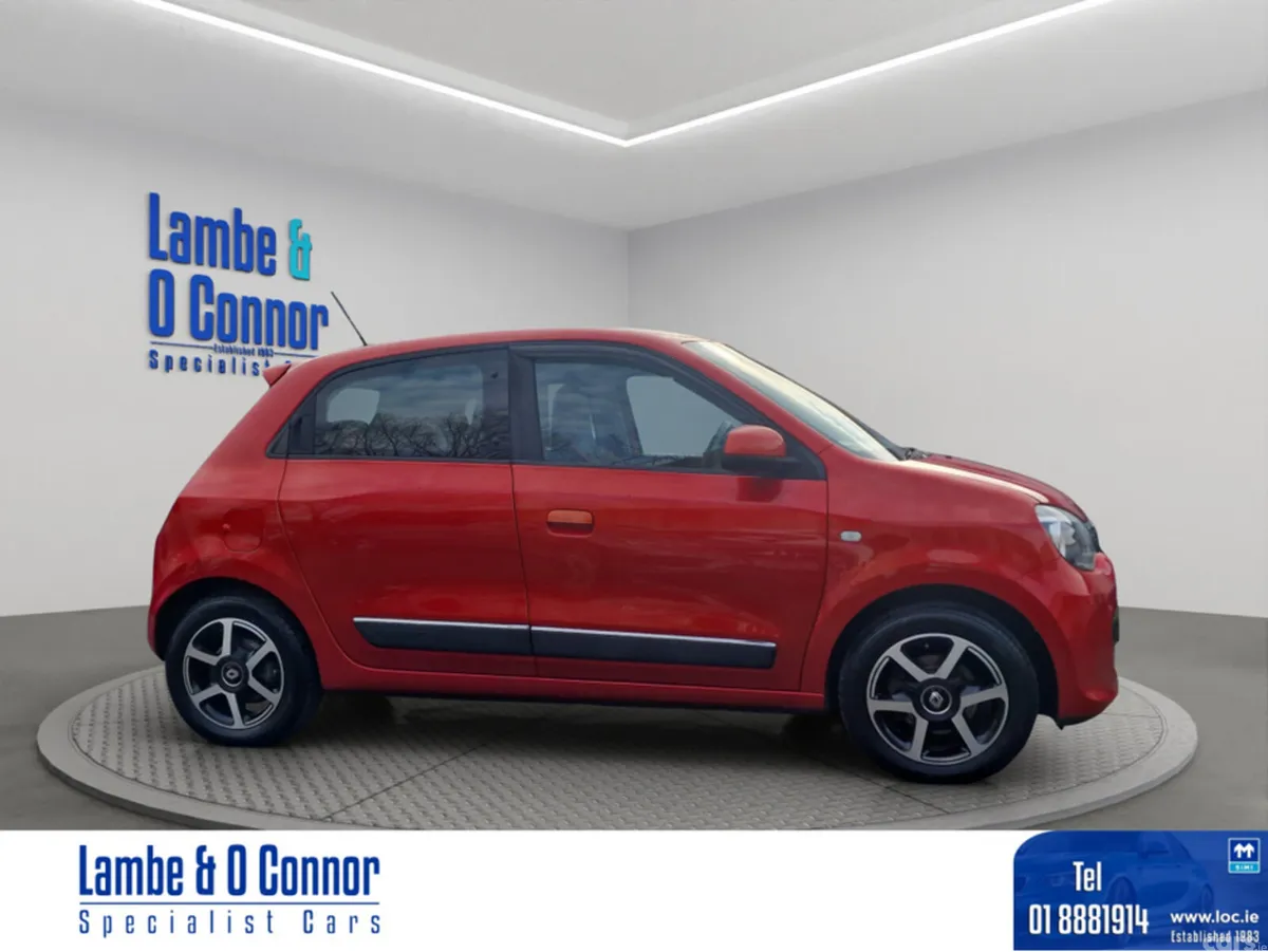 Renault Twingo Hatchback, Petrol, 2018, Red