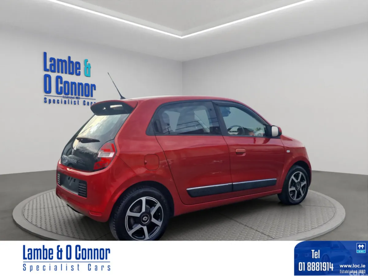 Renault Twingo Hatchback, Petrol, 2018, Red
