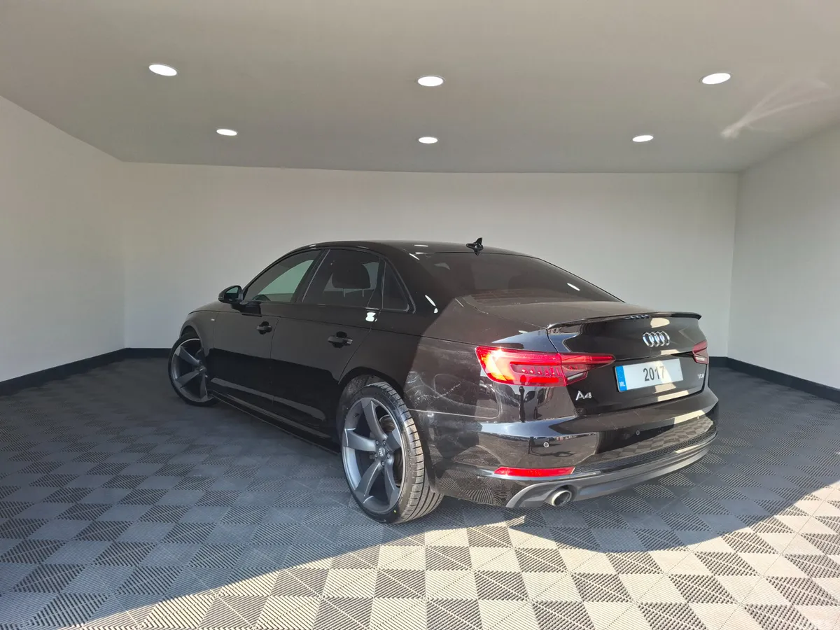 Audi A4 Saloon, Diesel, 2017, Black
