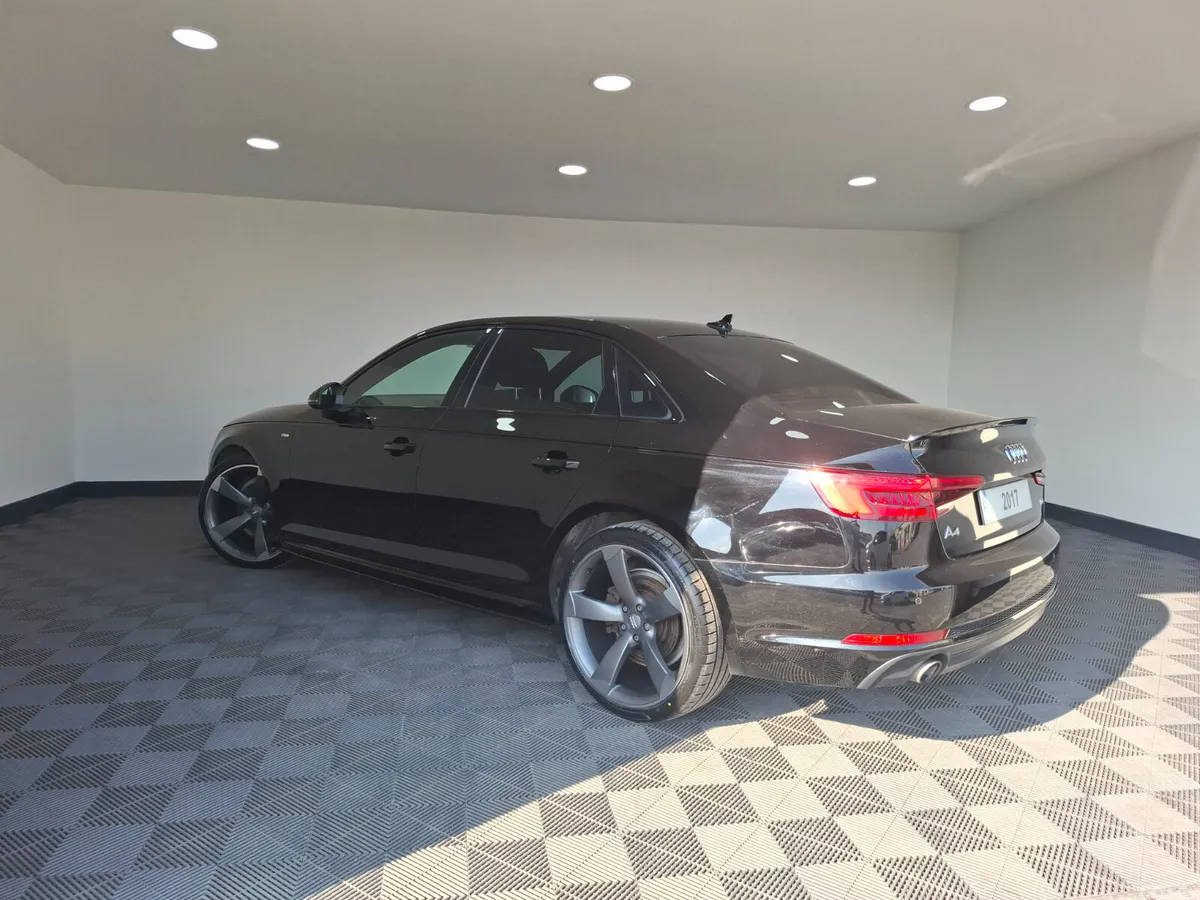 Audi A4 Saloon, Diesel, 2017, Black