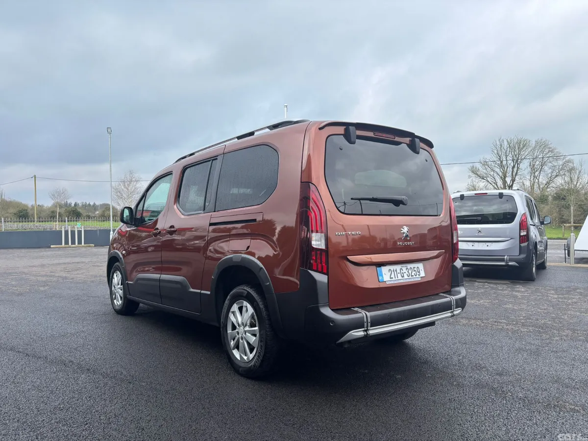 Peugeot Rifter MPV, Diesel, 2021, Brown