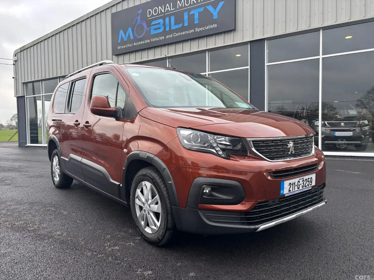Peugeot Rifter MPV, Diesel, 2021, Brown