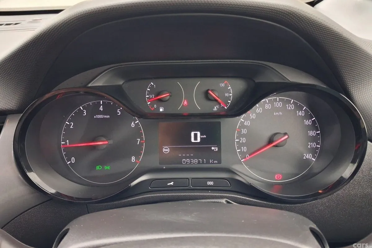 Opel Crossland SUV, Petrol, 2022, Grey