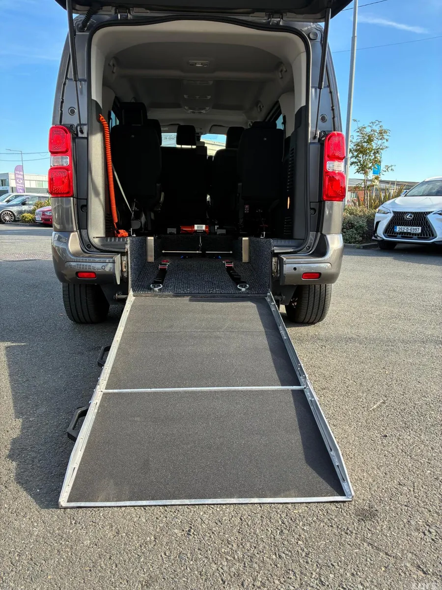 Citroen Spacetourer MPV, Diesel, 2024, Grey