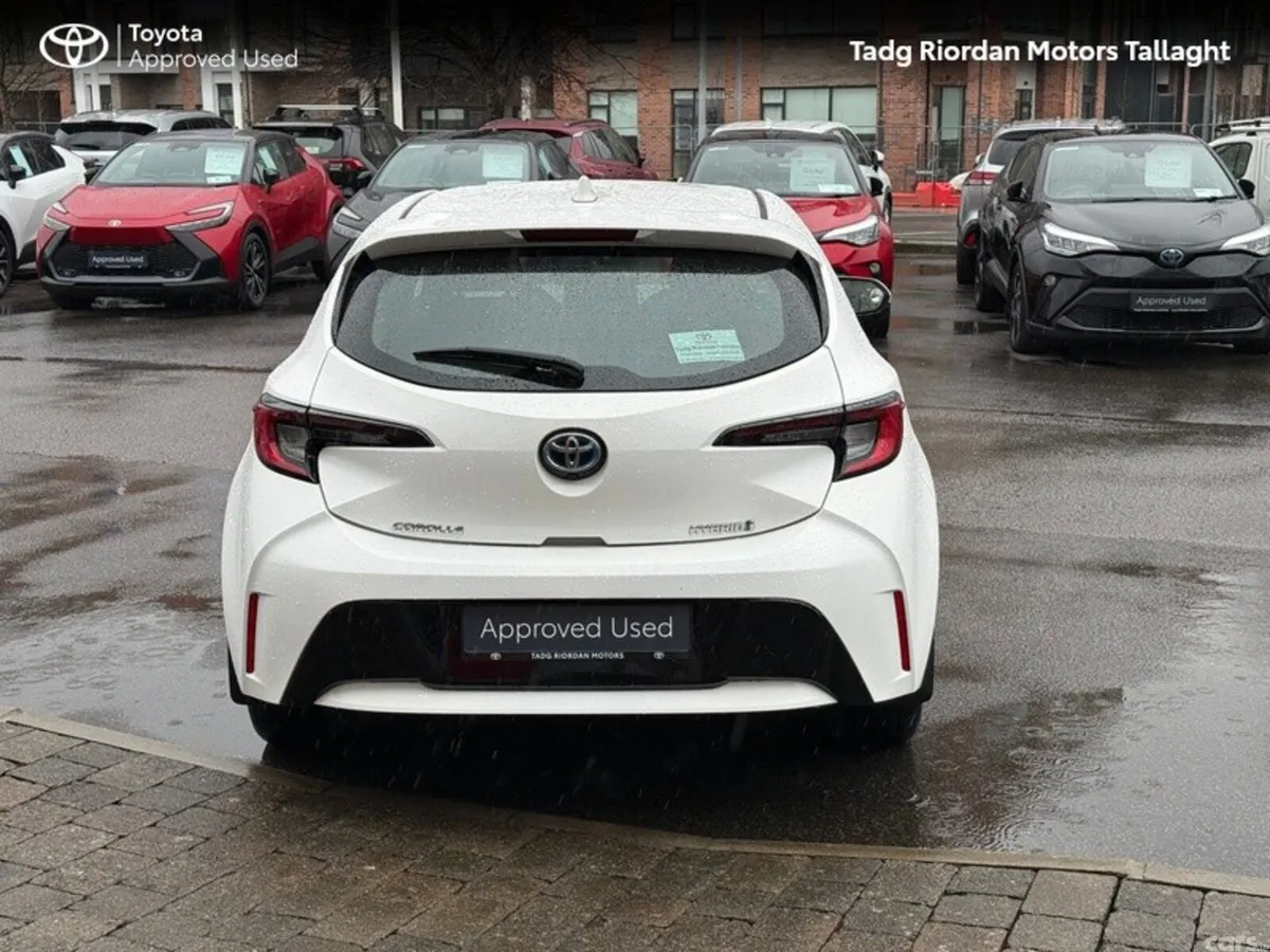 Toyota Corolla Hatchback, Petrol Hybrid, 2024, White