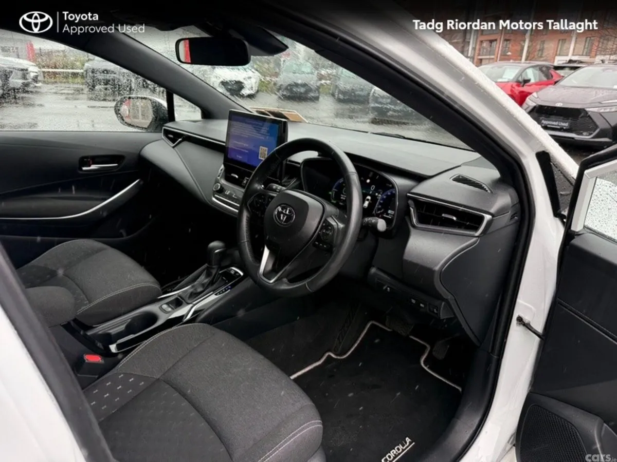 Toyota Corolla Hatchback, Petrol Hybrid, 2024, White