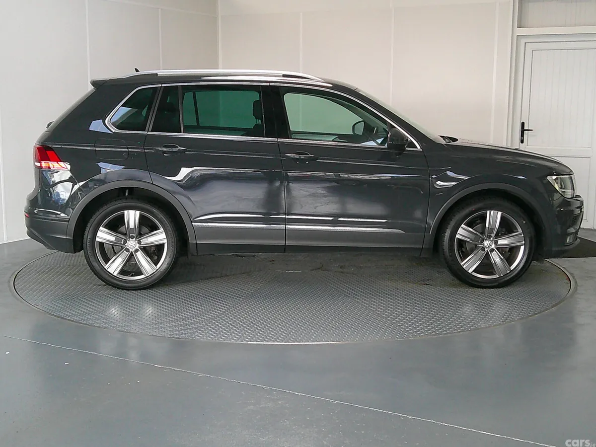 Volkswagen Tiguan SUV, Diesel, 2019, Grey