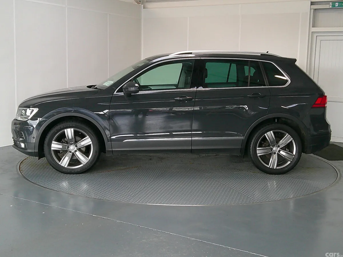 Volkswagen Tiguan SUV, Diesel, 2019, Grey
