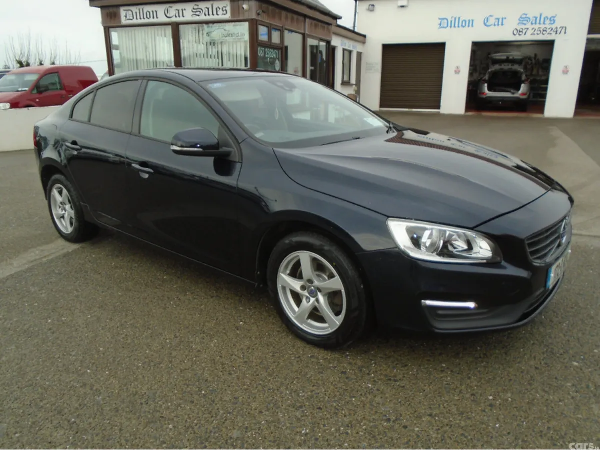 Volvo S60 Saloon, Diesel, 2017, Blue